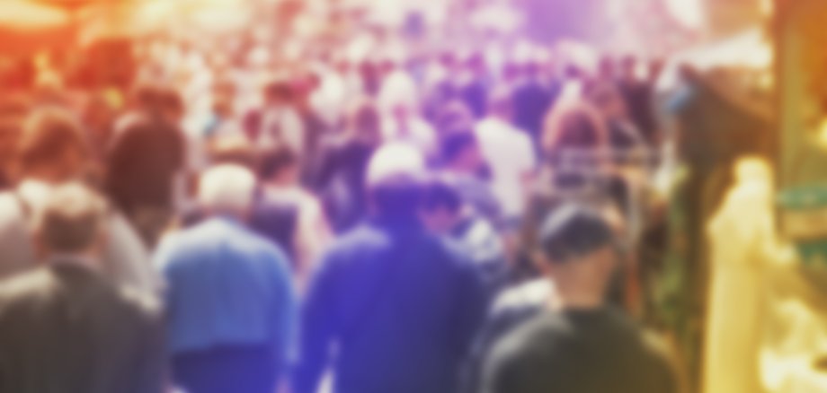 Blur Crowd of Peole Concept Gruppe Menschen von hinten