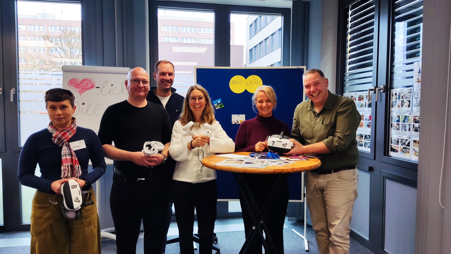 Von links: Olga Kupitz, Christoph Sgorzaly, Guido Eisenkrätzer, Tanja Samberg, Jasmin Buß und Andreas Mauracher vom jobcenter Kreis Steinfurt. 