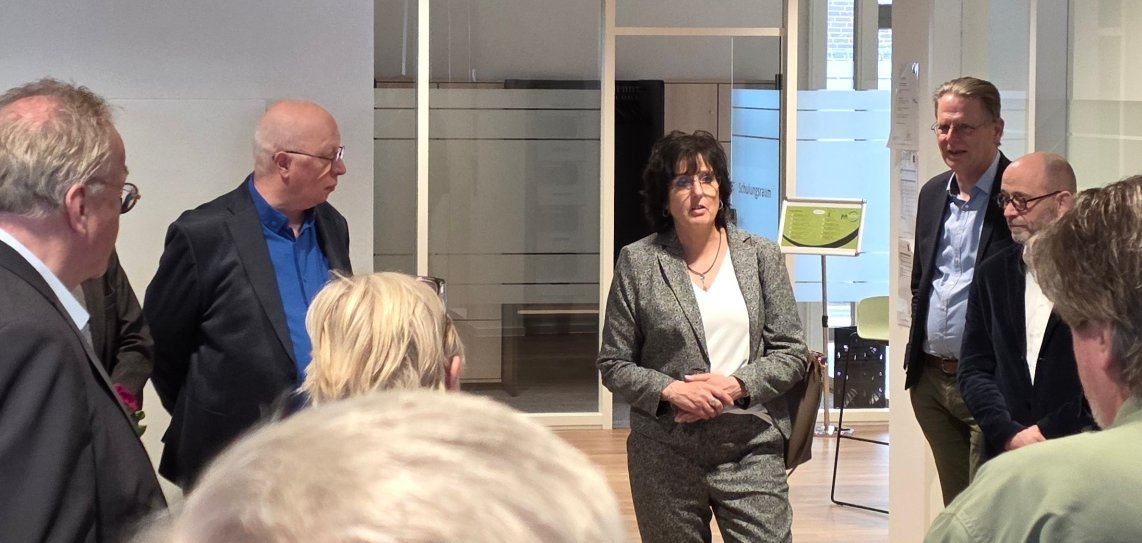 Roswitha Reckels bei der Eröffnung unseres Dienstleistungszentrums